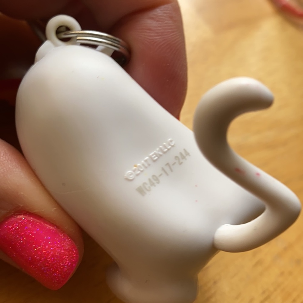 Exploding Kitten Backpack Charm Keychain | Rainbow Ralphing Cat - Picture 3 of 8